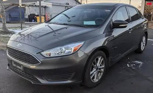 2016 Ford Focus SE FWD photo