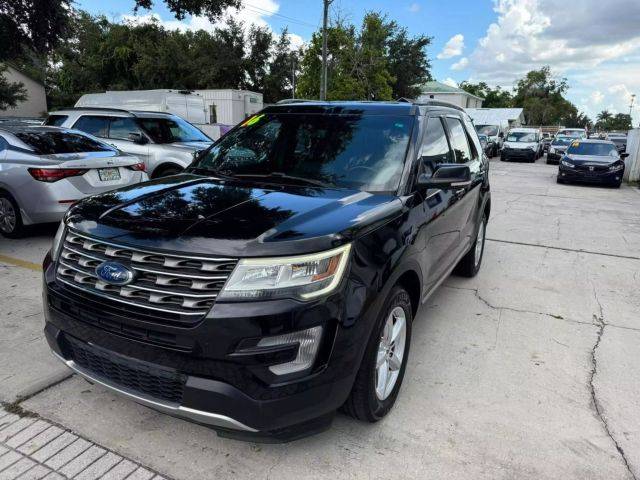 2016 Ford Explorer XLT 4WD photo