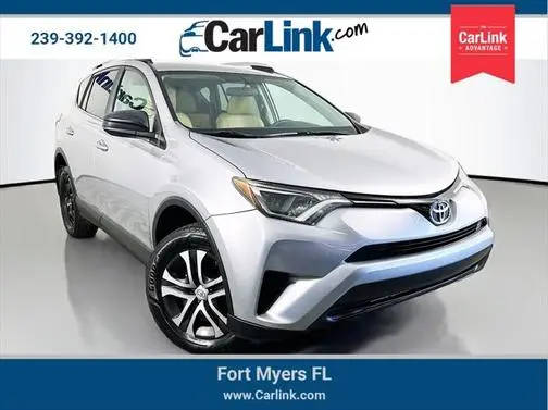 2016 Toyota RAV4 LE FWD photo