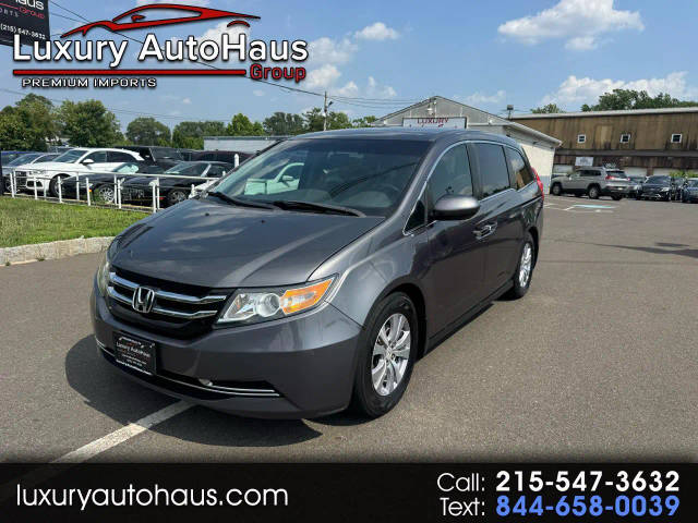 2016 Honda Odyssey SE FWD photo