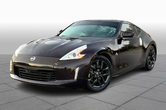 2016 Nissan 370Z  RWD photo