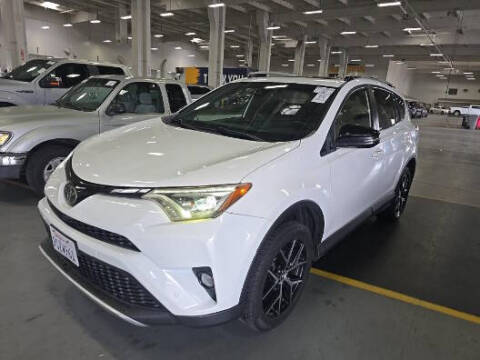 2016 Toyota RAV4 SE FWD photo
