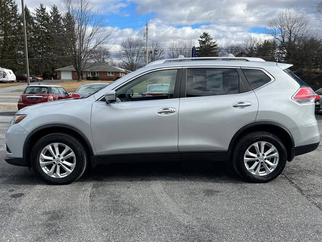 2016 Nissan Rogue SV AWD photo