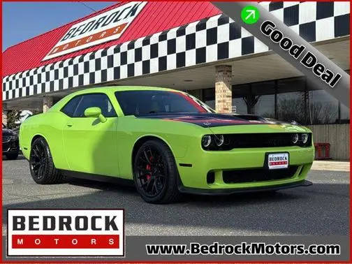 2015 Dodge Challenger SRT Hellcat RWD photo
