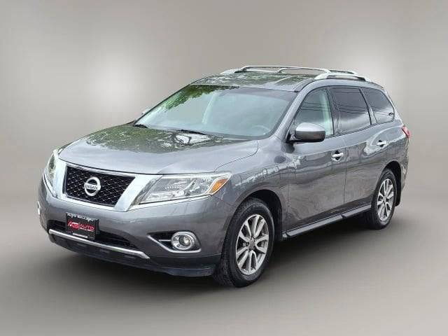 2016 Nissan Pathfinder SV 4WD photo