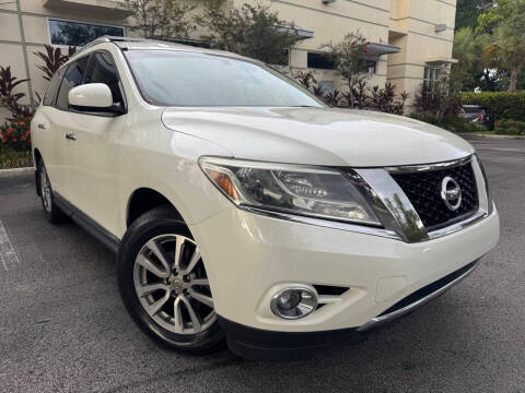 2015 Nissan Pathfinder SL FWD photo