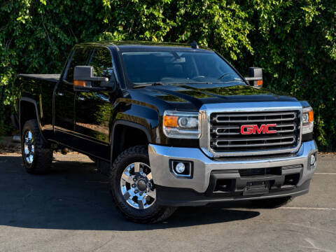 2016 GMC Sierra 2500HD SLE 4WD photo