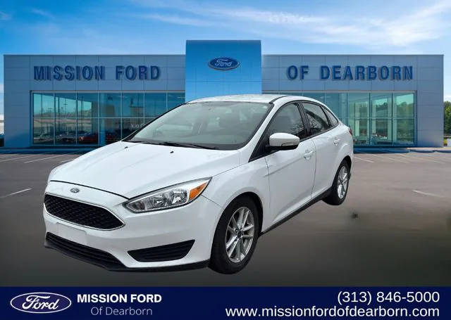 2016 Ford Focus SE FWD photo