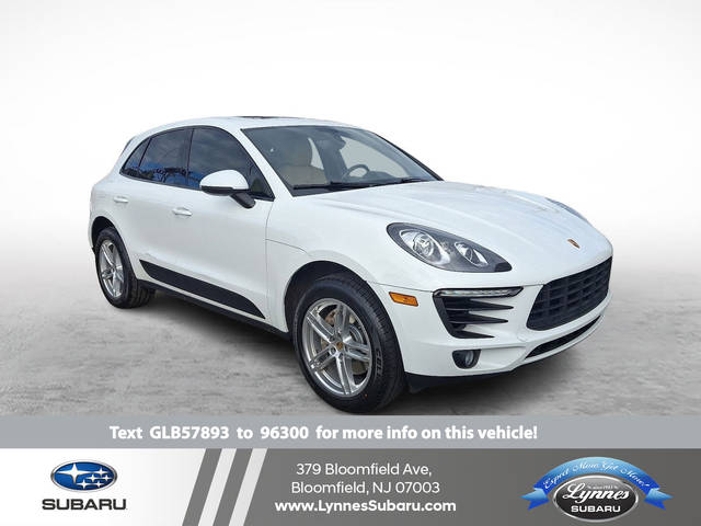 2016 Porsche Macan S AWD photo