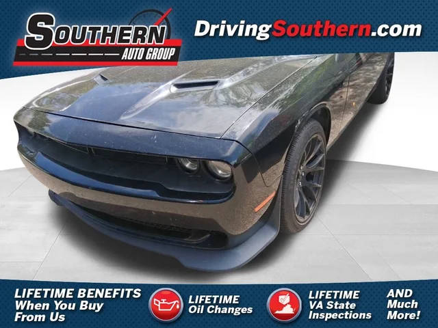 2015 Dodge Challenger SXT RWD photo