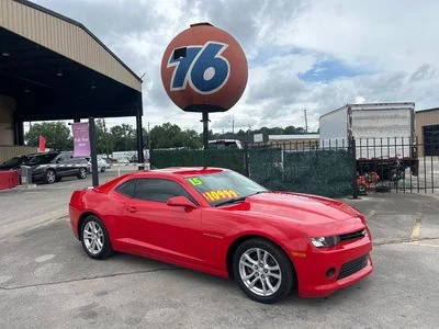 2015 Chevrolet Camaro LT RWD photo