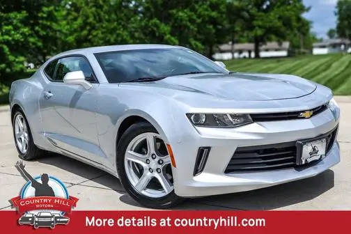 2016 Chevrolet Camaro 2LT RWD photo