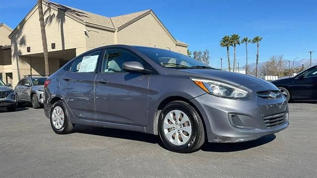 2015 Hyundai Accent GLS FWD photo