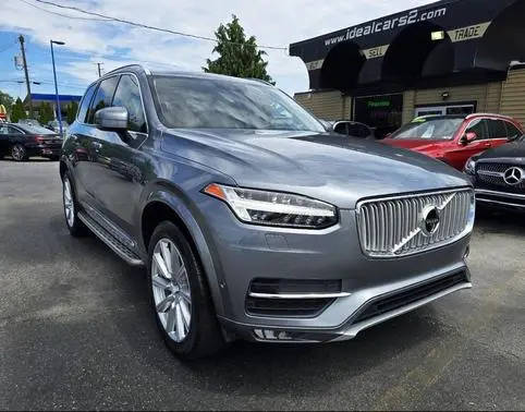 2016 Volvo XC90 T6 Inscription AWD photo