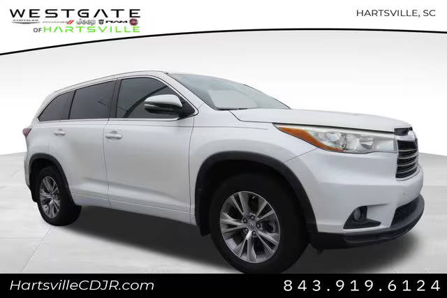 2015 Toyota Highlander XLE FWD photo