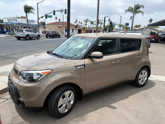 2016 Kia Soul Base FWD photo