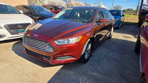 2016 Ford Fusion S FWD photo