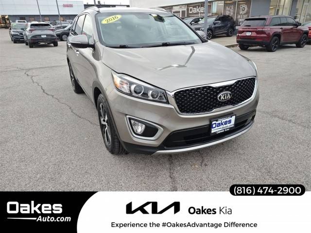 2016 Kia Sorento EX FWD photo