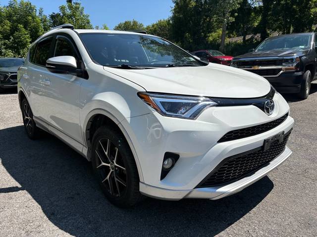 2016 Toyota RAV4 SE AWD photo