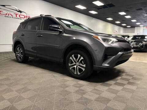 2016 Toyota RAV4 LE AWD photo