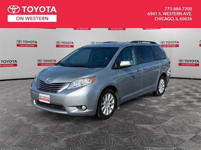 2015 Toyota Sienna XLE Premium AWD photo