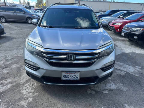 2016 Honda Pilot Elite AWD photo