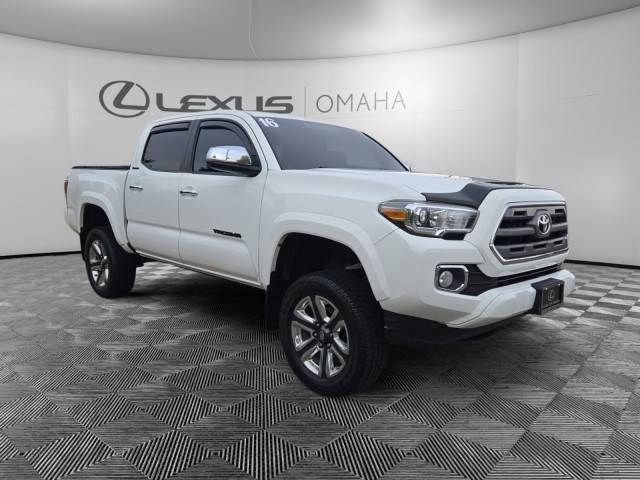 2016 Toyota Tacoma Limited 4WD photo