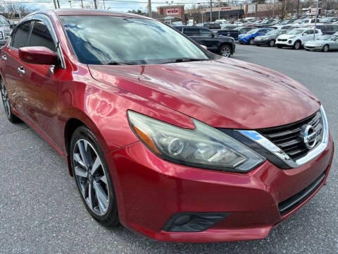 2016 Nissan Altima 2.5 SR FWD photo