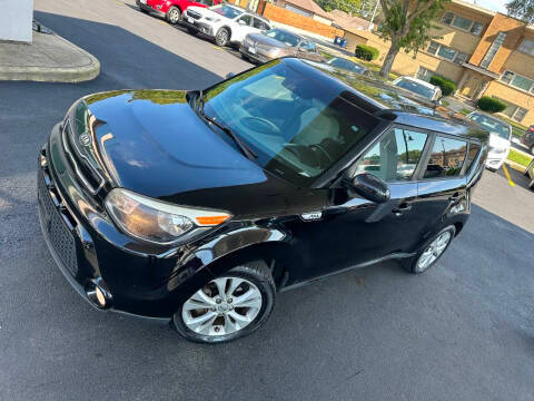 2016 Kia Soul + FWD photo