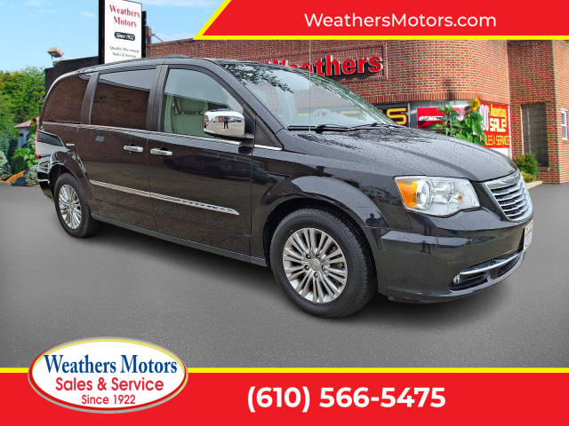 2016 Chrysler Town and Country Touring-L Anniversary Edition FWD photo