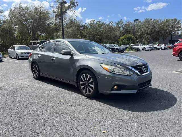 2016 Nissan Altima 2.5 SL FWD photo