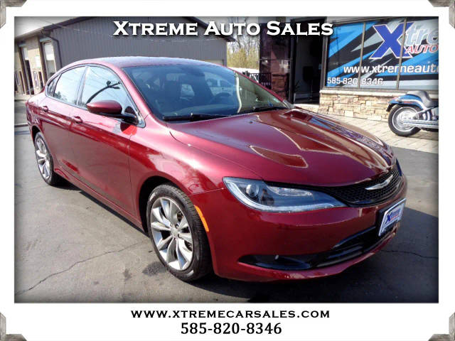2016 Chrysler 200 S AWD photo