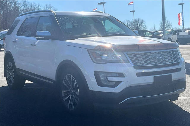 2016 Ford Explorer Platinum 4WD photo