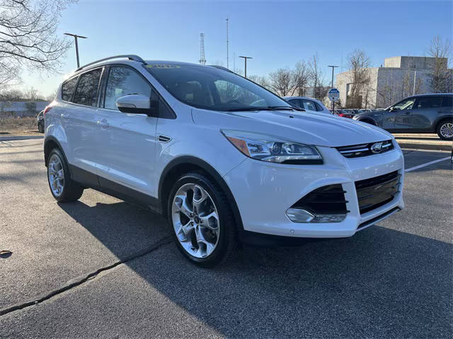 2016 Ford Escape Titanium FWD photo