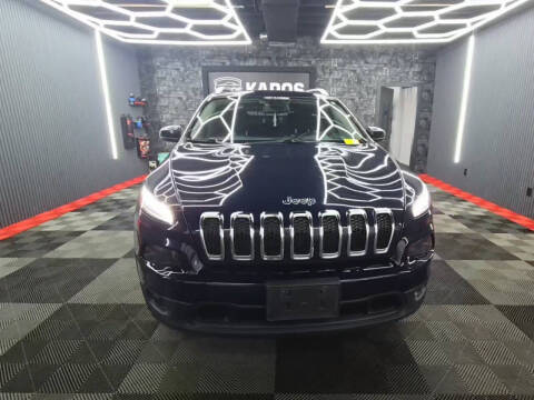 2016 Jeep Cherokee Latitude 4WD photo