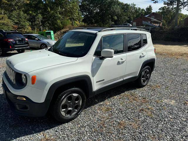 2016 Jeep Renegade Latitude 4WD photo