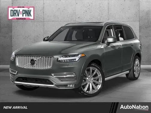 2016 Volvo XC90 T6 Momentum AWD photo