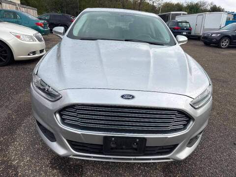 2016 Ford Fusion SE FWD photo
