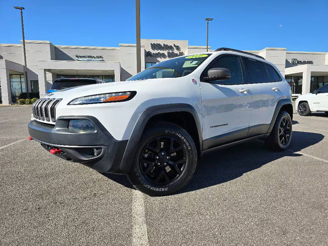 2016 Jeep Cherokee Trailhawk 4WD photo