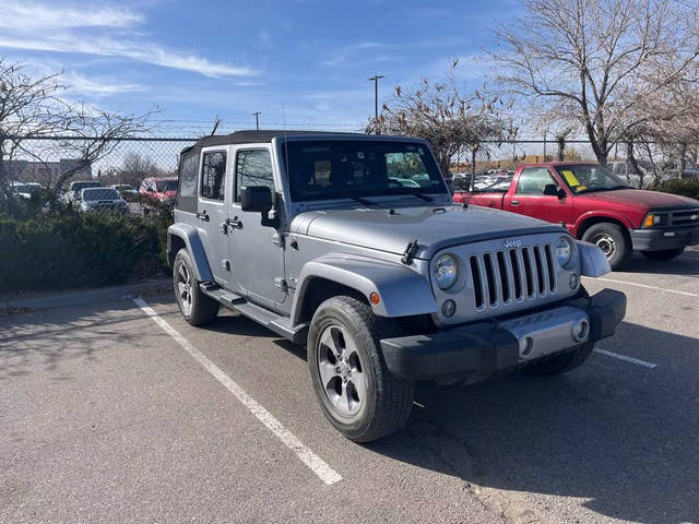 2016 Jeep Wrangler Unlimited Sahara 4WD photo