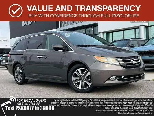 2016 Honda Odyssey Touring FWD photo
