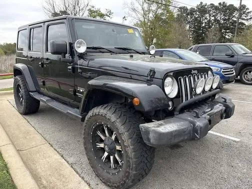 2016 Jeep Wrangler Unlimited Sahara 4WD photo