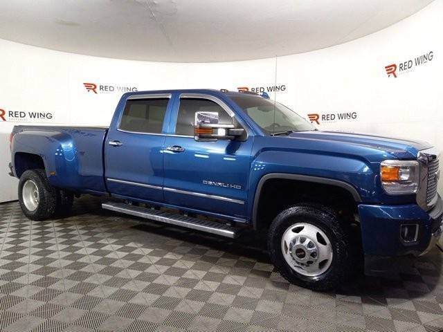 2016 GMC Sierra 3500HD Denali 4WD photo