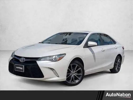 2016 Toyota Camry XSE FWD photo