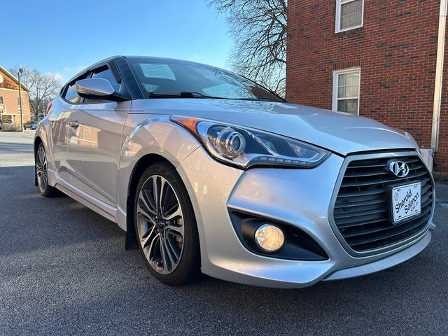 2016 Hyundai Veloster Turbo FWD photo