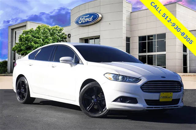 2016 Ford Fusion SE FWD photo