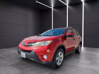 2015 Toyota RAV4 XLE FWD photo