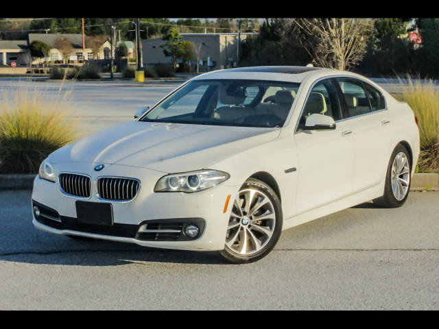 2016 BMW 5 Series 528i xDrive AWD photo