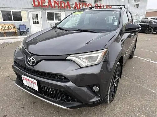 2016 Toyota RAV4 SE FWD photo