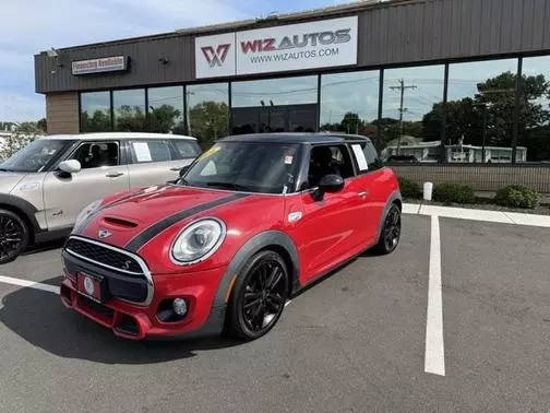 2016 MINI Hardtop 2 Door S FWD photo